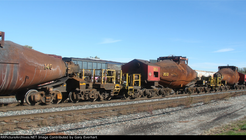 INLX 203 & 146 - Arcelor-Mittal Hot Metal Bottle Cars